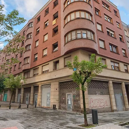 Apartment Vt , Acogedora En Barrio Tranquilo Con Garaje *