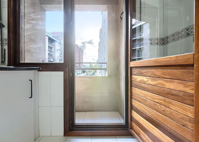 Lejlighed Vt , Acogedora En Barrio Tranquilo Con Garaje Bilbao