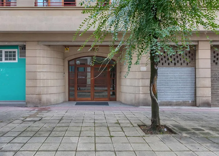 Vt , Acogedora En Barrio Tranquilo Con Garaje Lejlighed