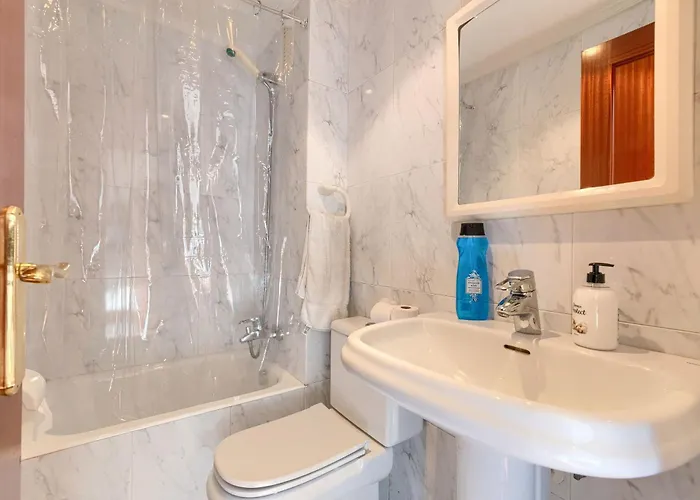 Vt , Acogedora En Barrio Tranquilo Con Garaje *