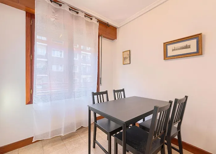 Vt , Acogedora En Barrio Tranquilo Con Garaje * 毕尔巴鄂